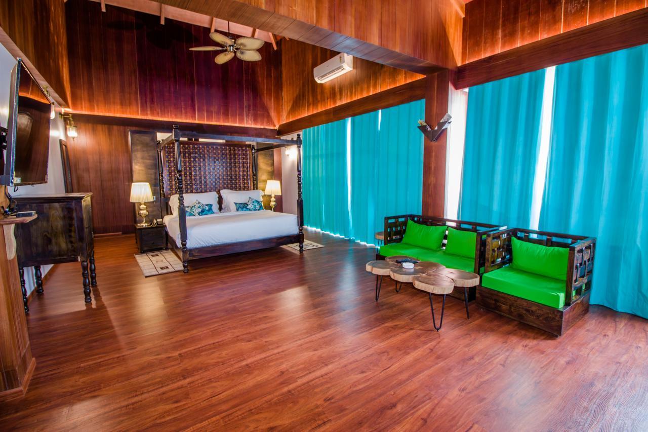 Symphony Summer Sands Beach Resort And Spa Ram Nagar Экстерьер фото