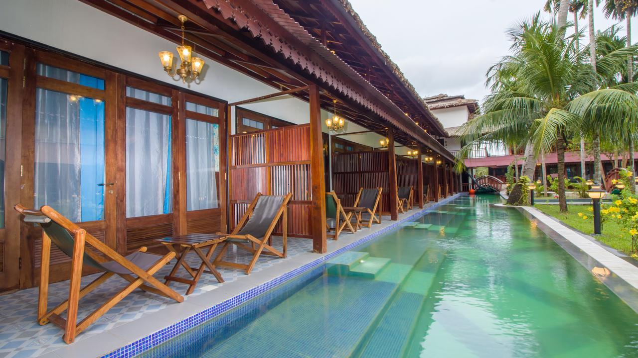 Symphony Summer Sands Beach Resort And Spa Ram Nagar Экстерьер фото